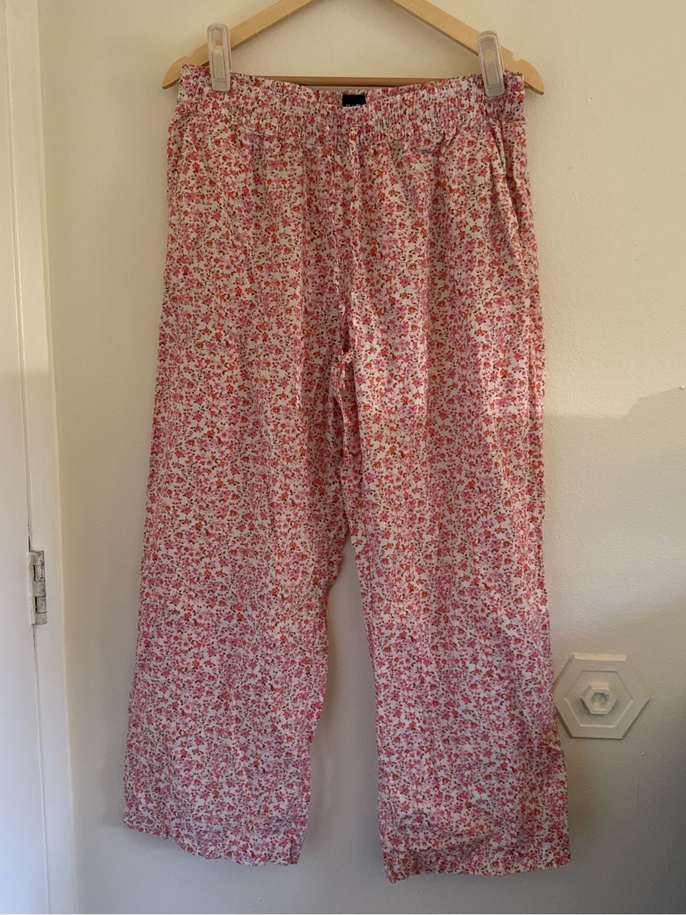 GAP Pink Floral Wide-Leg Lounge Pants